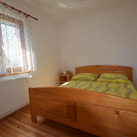 Stela By Interhome Bajčići